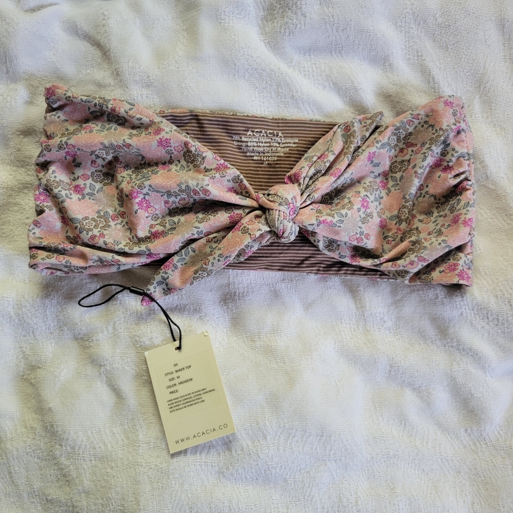 SOLD NWT Acacia Meadow Bakers Top